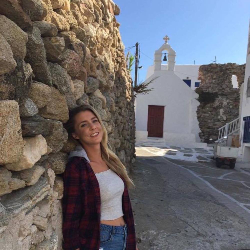 Meet your Posher, Amberlee